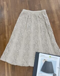 分散増減目スカート 棒針編み講師科